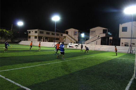 canchas de la academia de fútbol B y D en Quito canchas de la academia de fútbol B y D en Quito